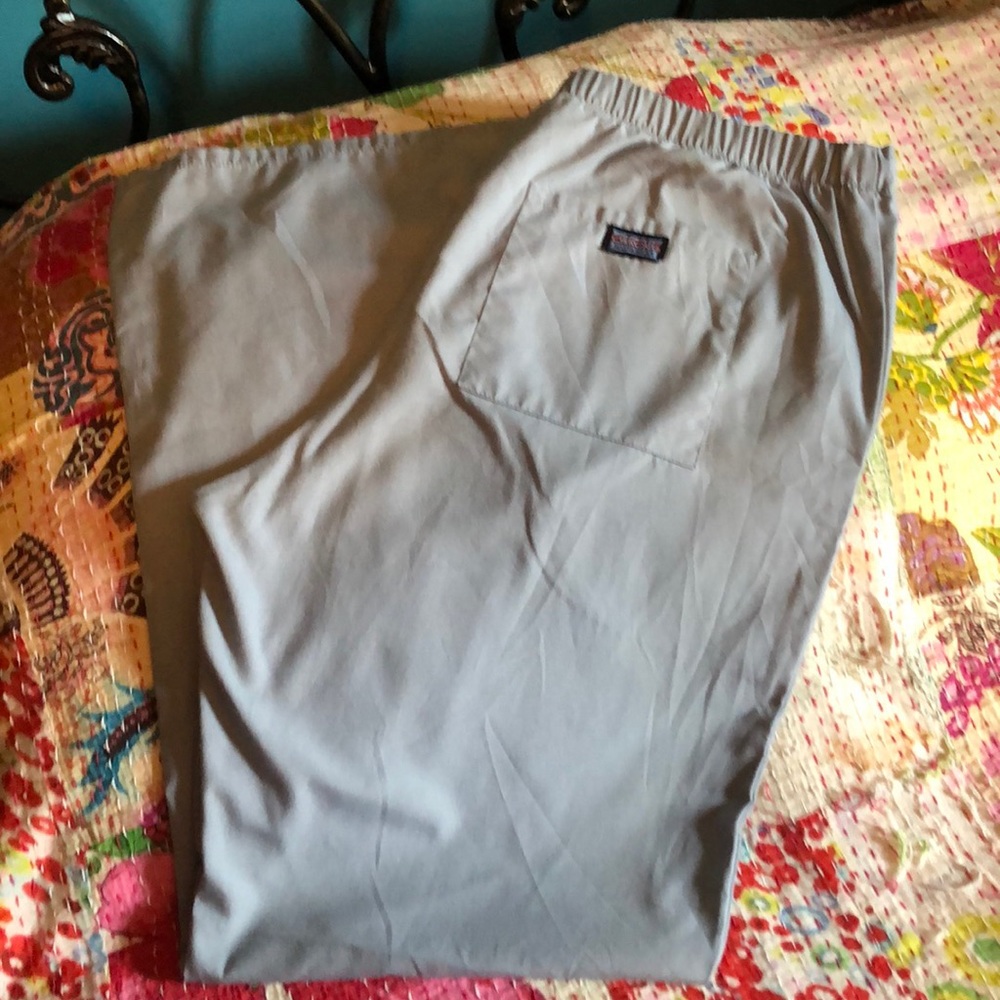 Cherokee gray scrub pants size medium